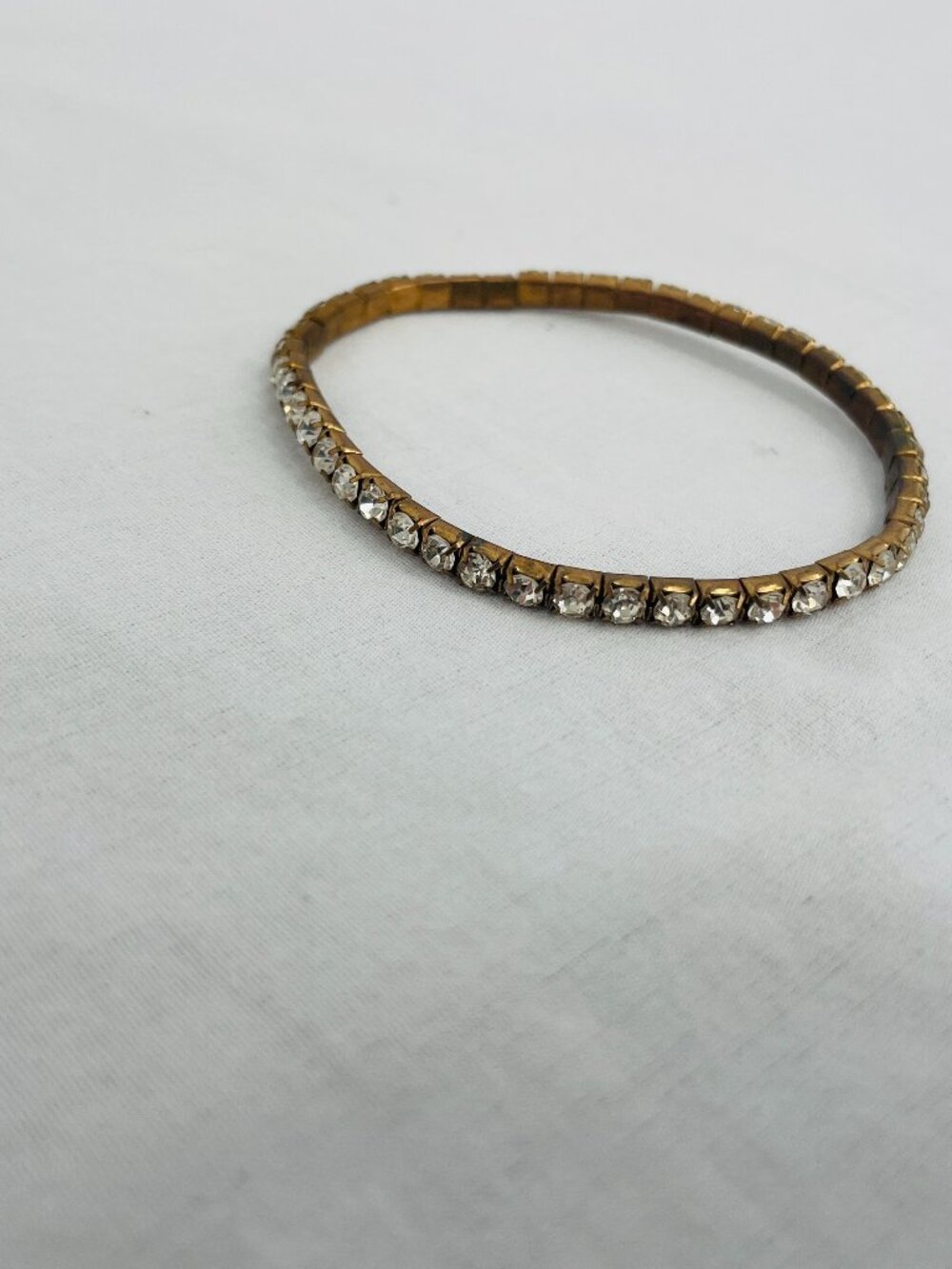 Vintage 1990s Y2K Gold tone Rhinestone stretch bracelet